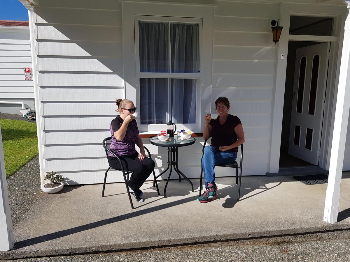 Coromandel Cottages ภายนอก รูปภาพ