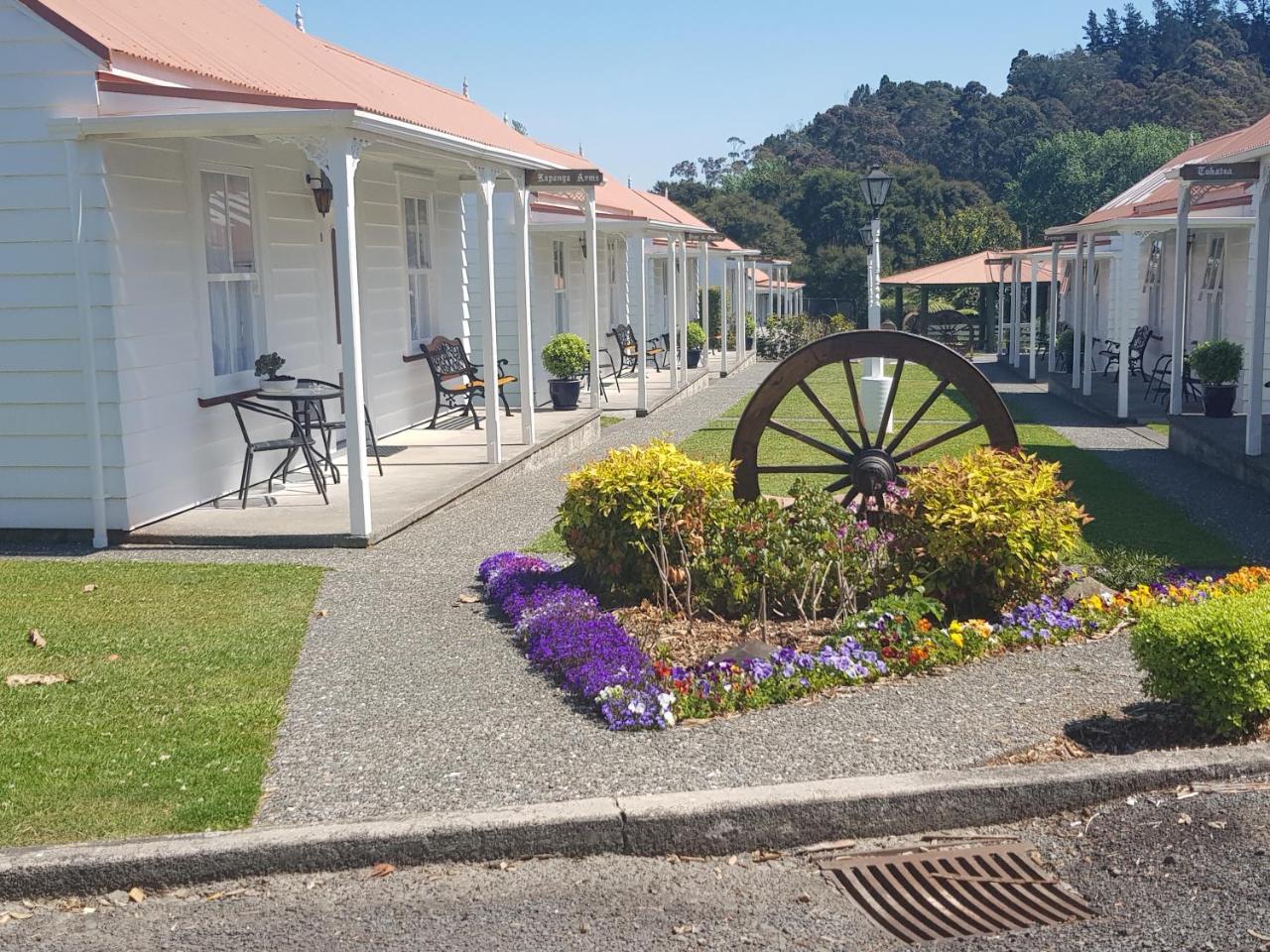 Coromandel Cottages ภายนอก รูปภาพ