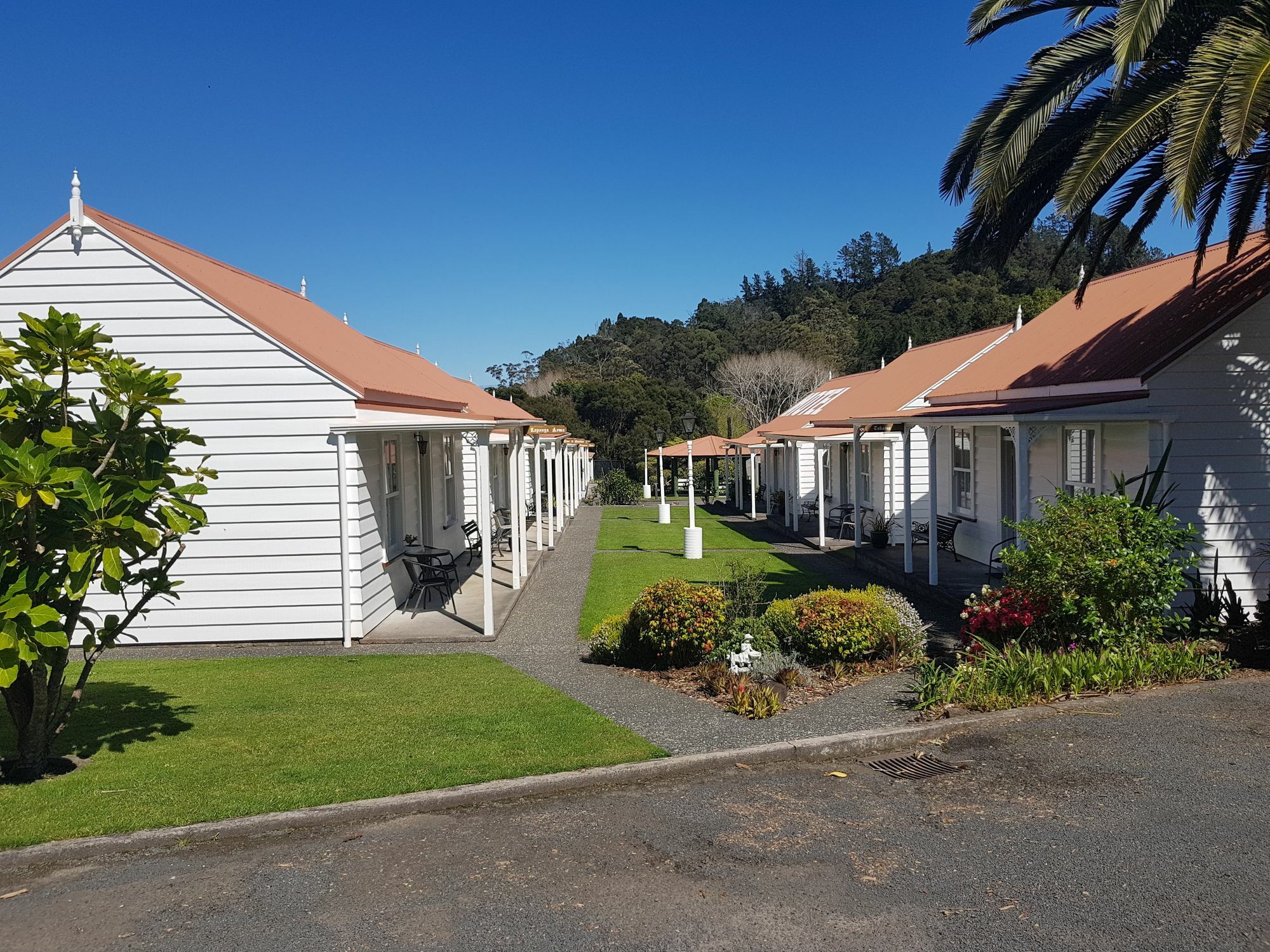 Coromandel Cottages ภายนอก รูปภาพ